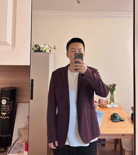 HM男士西装，送黑领结 买来3-400多买...