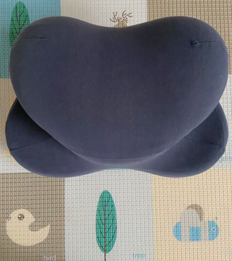 海明威爱心办公室午睡枕，成色新，图片为实拍...