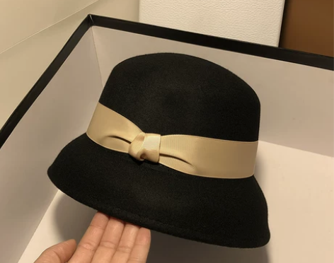 羊毛呢黑色赫本圆顶礼帽女士洋气优雅时尚毡帽...