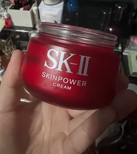 出这个面霜  化妆品太多了用不过来   1...