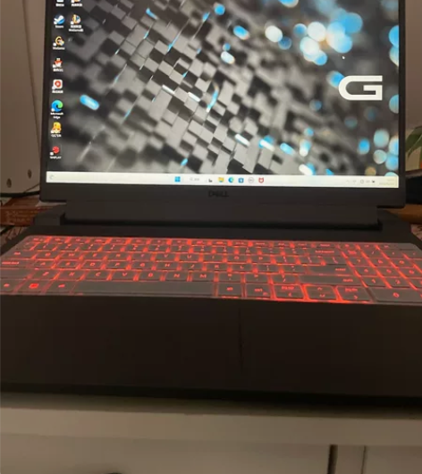 戴尔g15，16g内存，i51126h处理...