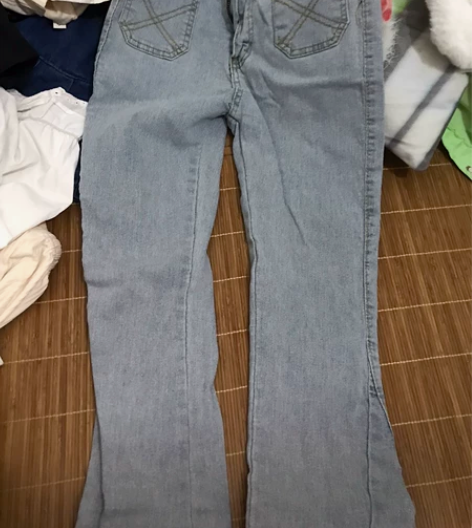 15块钱牛仔裤喇叭裤急清空衣柜姐妹们 全部...