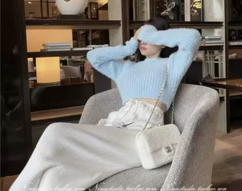 白色裤子女羊毛针织阔腿裤早春高腰垂感条纹直...