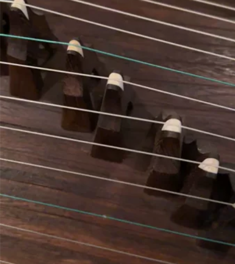 出个古筝 谱架什么的都送 感兴趣的话点“我...