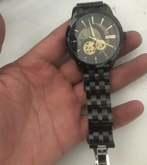 去年秋天买的一块罗宾尼机械手表，当时入手价...