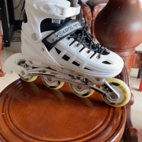 Long Feng旱冰鞋，买了就穿过一次，...