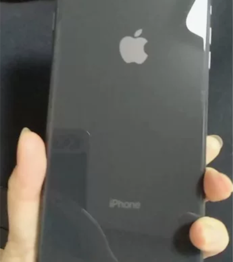 苹果8plus，国行版，全网通，价格可小刀...