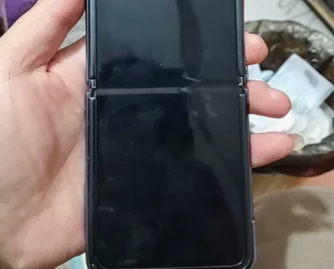 Samsung/三星Galaxy Z Fl...