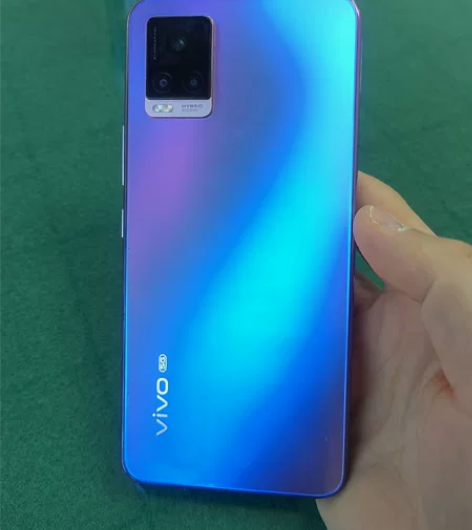 vivo  s7，运行流畅，自用 有需要的...