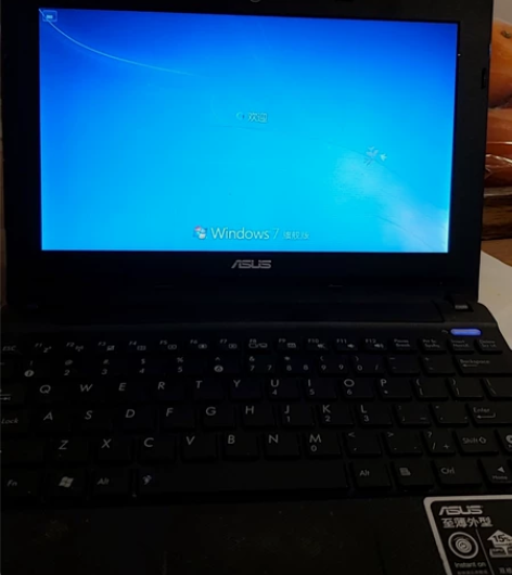 华硕小电脑x101 感兴趣的话点“我想要”...