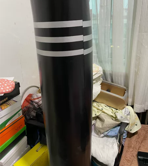 拳击沙袋立式没用几次便宜出售 感兴趣的话点...