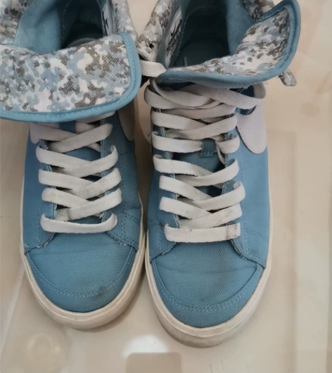 耐克运动鞋，女式布鞋，半高腰，正品，36码...