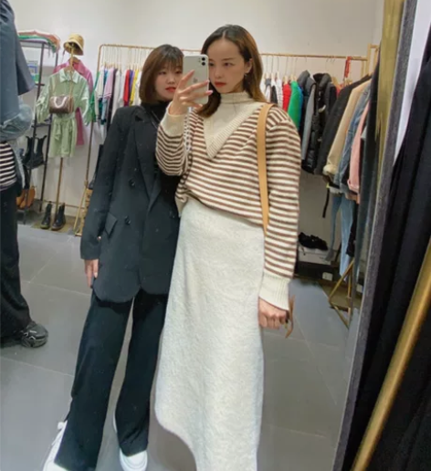 处理一些不常穿的加绒紧身小脚牛仔裤，女款白...