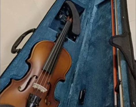 实木手工小提琴，原价在3000左右。音色非...