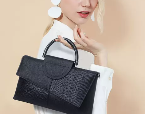 真皮质感包女2022新款潮包包斜跨大容量女...