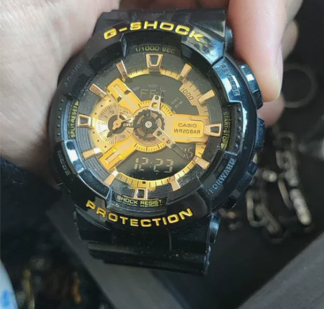 出一块卡西欧手表，包邮 7成新，指针摔过....