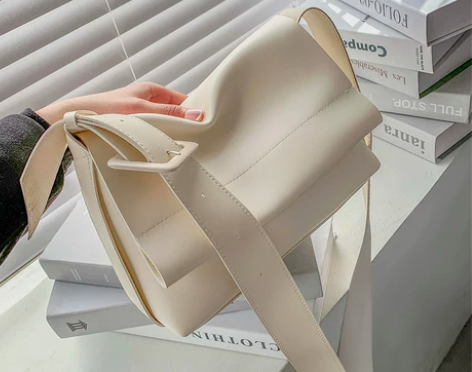 ?女士包 咖啡色百搭 买了发现别人送了一个...