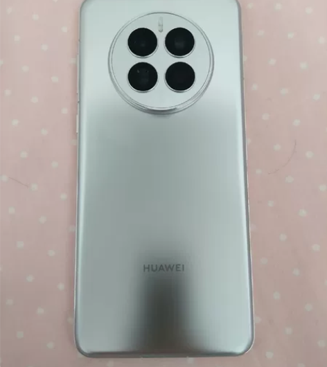 华为mate50  8+256  银色，1...