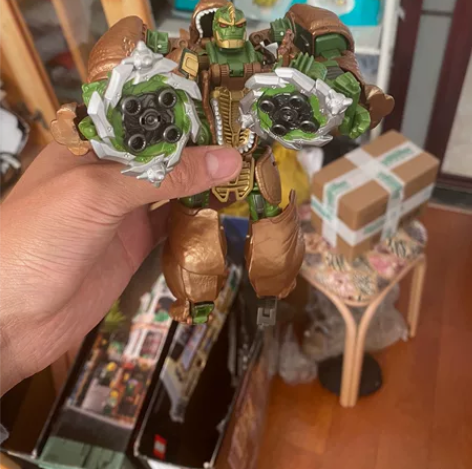 变形金刚超能勇士tg日版犀牛非围城地出王国...