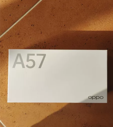 全新未开机OPPOA57型号：PFTM20...