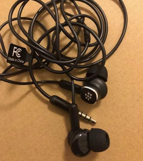 黑莓耳机 感兴趣的话点“我想要”和我私聊吧～