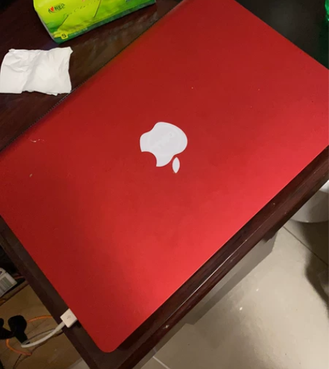 戴尔笔记本电脑，游戏本，英雄联盟没问题，5...