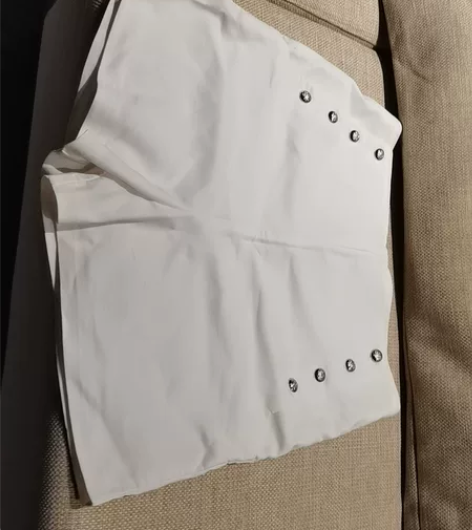 韩版女款时尚短裤。包邮，不议价。 感兴趣的...