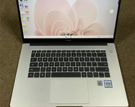 9成新华为MateBookD15轻薄本笔记...