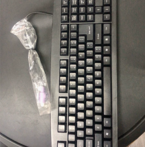 出售电脑键盘，新的，没用过自提 感兴趣的话...