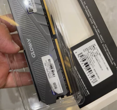 光威(Gloway)8G DDR4 320...