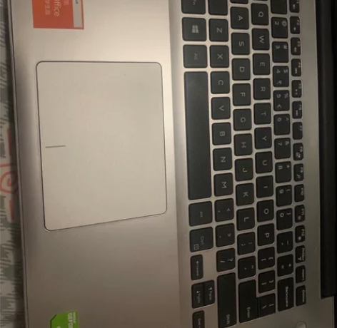 戴尔笔记本灵越5580，几乎全新，全是原装...