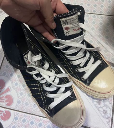 黑色帆布鞋，38码，给钱就卖，包邮出 感兴...
