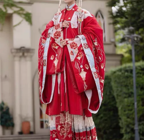 汉服婚服s全新 感兴趣的话点“我想要”和我...