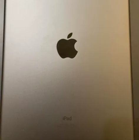 ipad 2021款 第九代 99新 出闲...