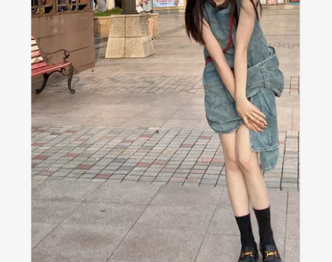 牛仔背心连衣裙2022年新款夏季法式复古港...