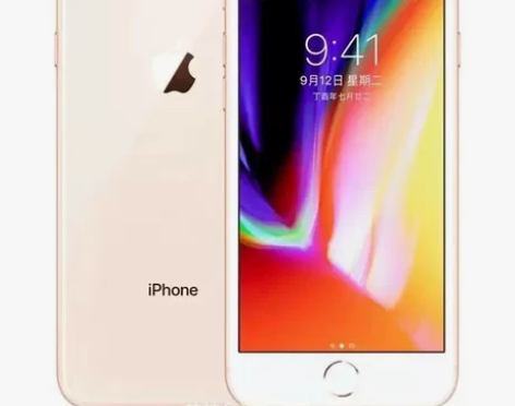 出苹果8 爽快送二十多个手机壳两个充电器一...