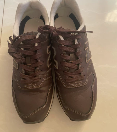 新百伦男士复古运动鞋 购于北京专柜尺码40...