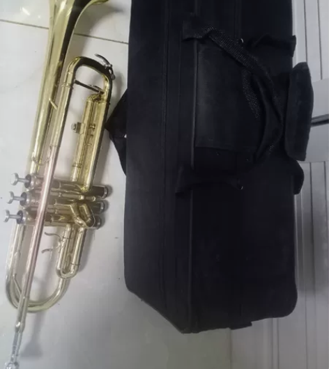 全新美国拉德小号乐器原价1800元亏本处理...