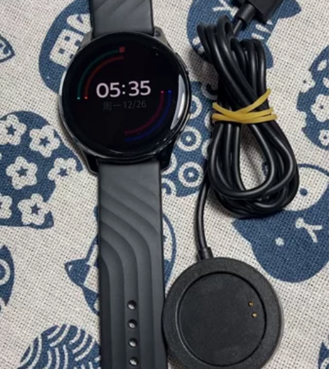 一加watch，官方正品，没有拆修，功能全...