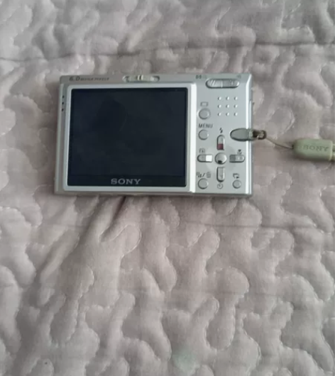 索尼数码相机 只有一个单相机 正常使用 ...