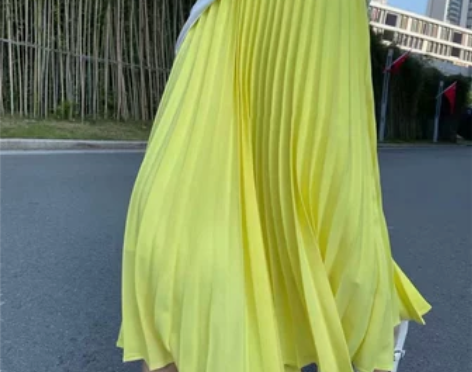 小众高级感半身裙女春夏韩版时尚垂直感高腰中...