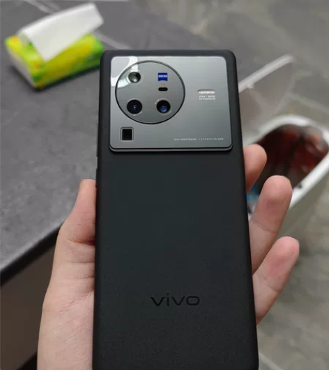 vivo x80pro 12+256高通处...