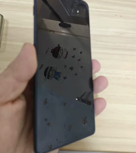摩托罗拉S30冠军版，12+512，无磕碰...