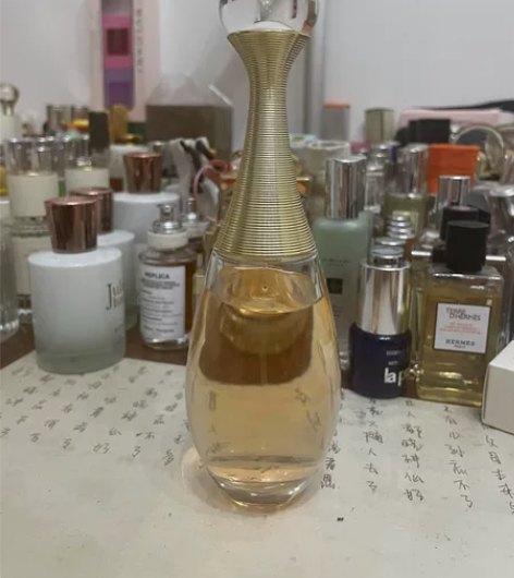 dior真我jadore香水 50ml。保...
