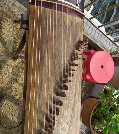 古筝，处理一台二手古筝 感兴趣的话点“我想...