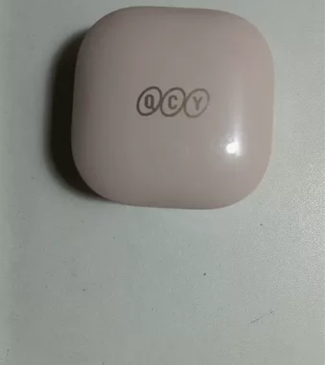 闲置蓝牙耳机，Qcy入耳式，带冲电器，触摸...