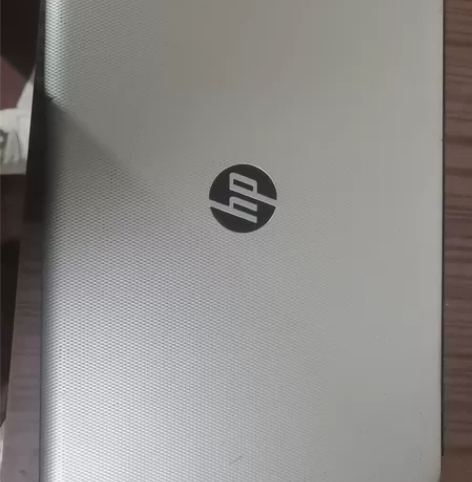 惠普笔记本,16年买的,一切正常,偶尔开机...