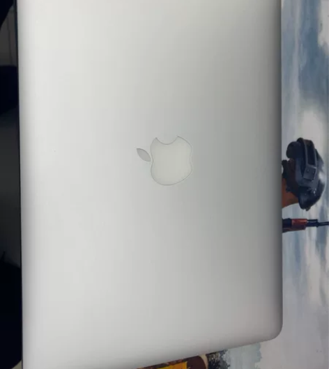 苹果笔记本Macbook pro 839 ...