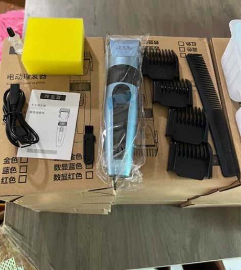 出几个高端理发器，理发剪，电推剪，闲置全新...