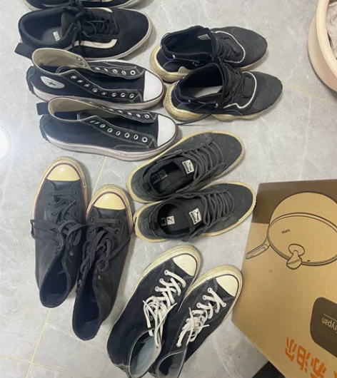 匡威男鞋 42.5码 保真 感兴趣的话点“...